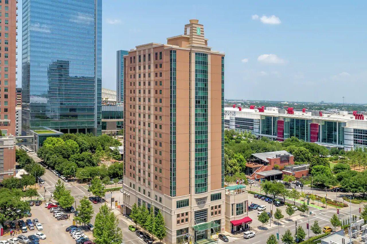 Embassy Suites Houston - Downtown Exterior foto